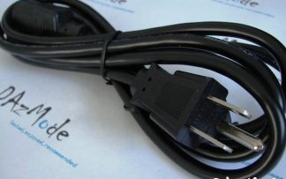 Standard computer power cord (black