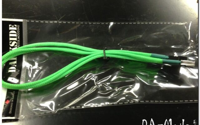 4-Pin 40cm Fan DarkSide Individual Wire Single Braid Cable - Green