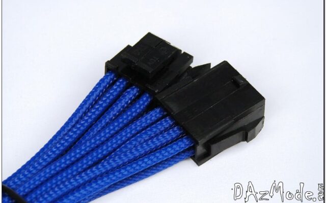 4+4 EPS 12" (30cm) HSL DarkSide Single Braid Cable - Dark Blue UV