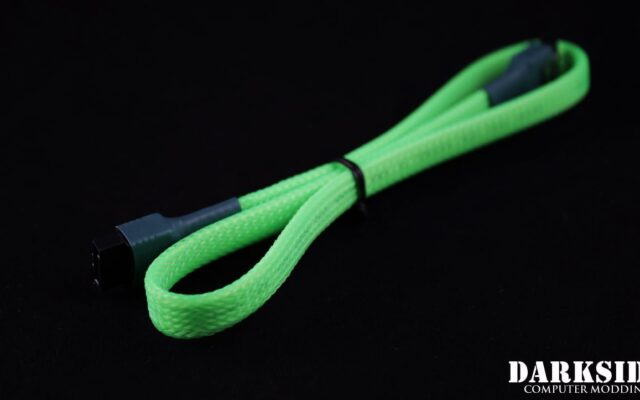 45cm (18") SATA 2.0/3.0 7P 180° to 180° cable with latch  - Green UV