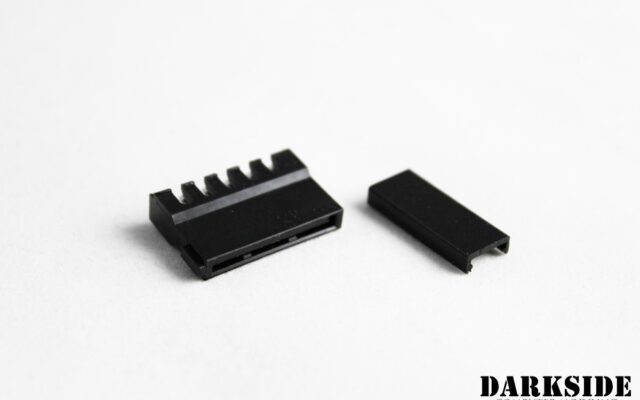 SATA Push-in Connector -  Pass-Thru 180° - Black