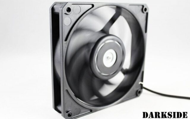 Gentle Typhoon Performance Radiator Fan - 1150rpm, 37cfm - Black Edition